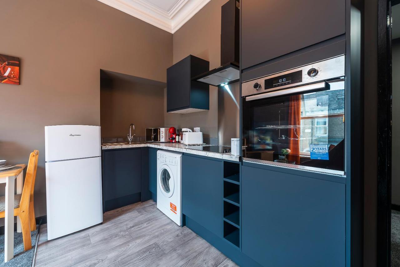 Art-Filled Bohemian 1 Bedroom Apt 2 Beds Colourful Praise Inn Apartment Kingston upon Hull Exterior photo